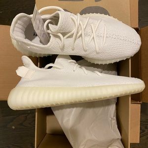 Yeezy Boost 350 Triple White